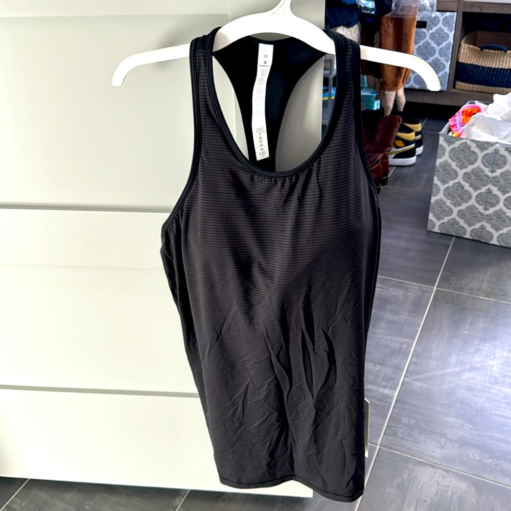 NWT Lululemon “Ruche of Adrenaline Tank” Size 10